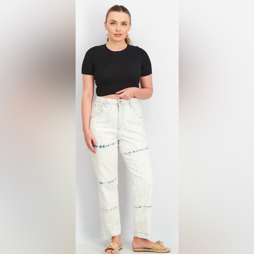 Stylish Cream and Blue Straight Leg Jeans - Picture 2 of 6